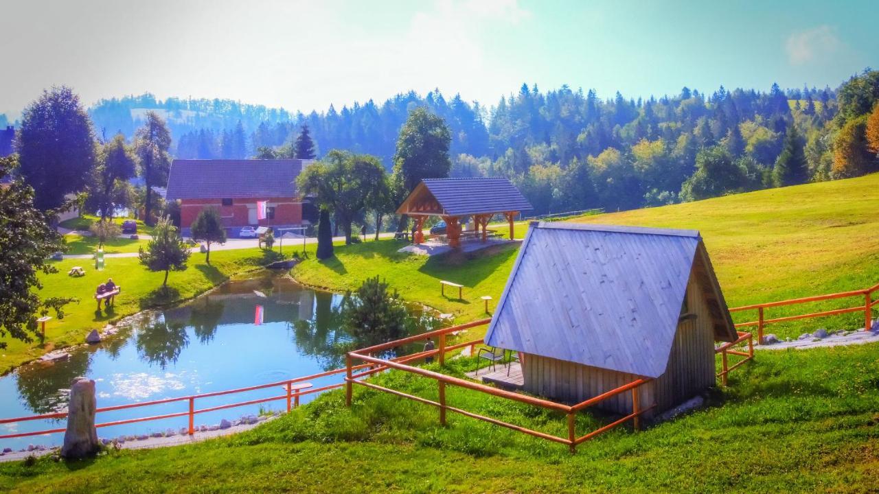 Glamping Vrhovc Ξενοδοχείο Zelezniki Εξωτερικό φωτογραφία